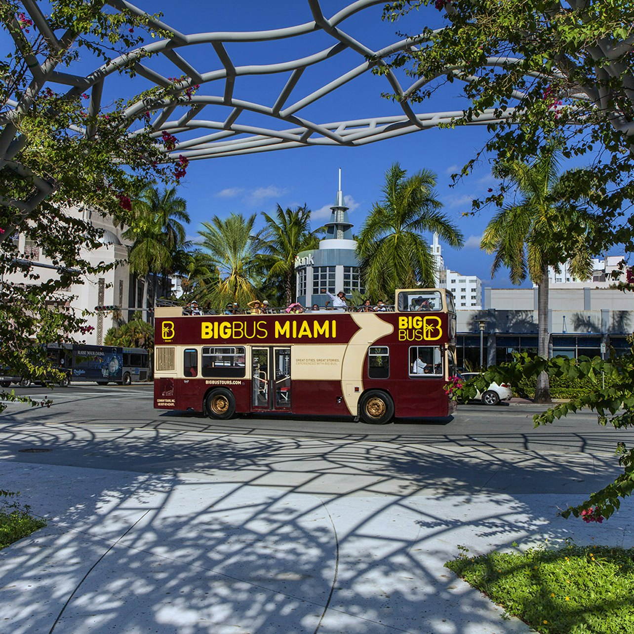 Miami: Hop-on Hop-off Sightseeing Tour - Photo 1 of 4